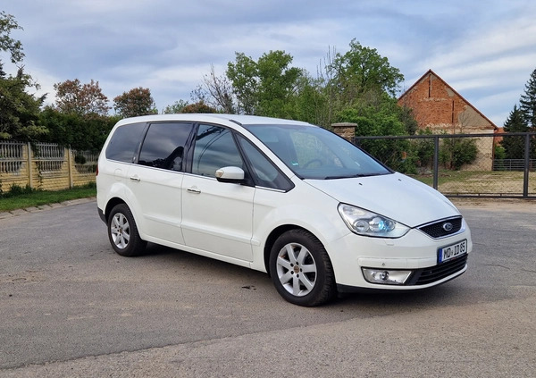 Ford Galaxy cena 16500 przebieg: 234843, rok produkcji 2007 z Strzegom małe 121